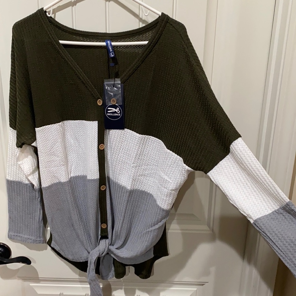 Large Top, Olive-White-Gray